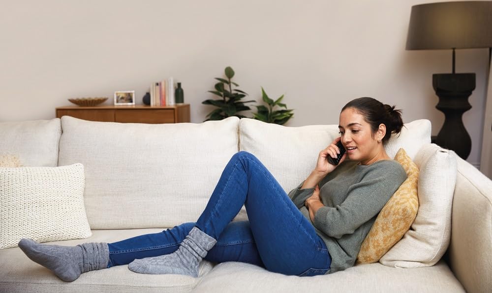 BT Everyday Cordless Landline House Phone, Home Phone, Basic Call Blocker, Do Not Disturb button, Single Handset Pack