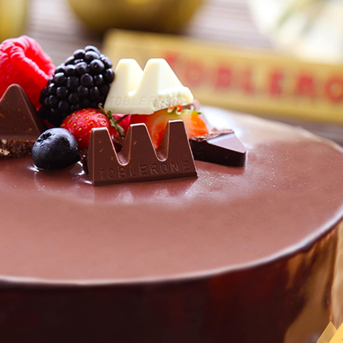 Toblerone Extra Large Tub, Assorted Milk, White & Dark Chocolate, 904 g