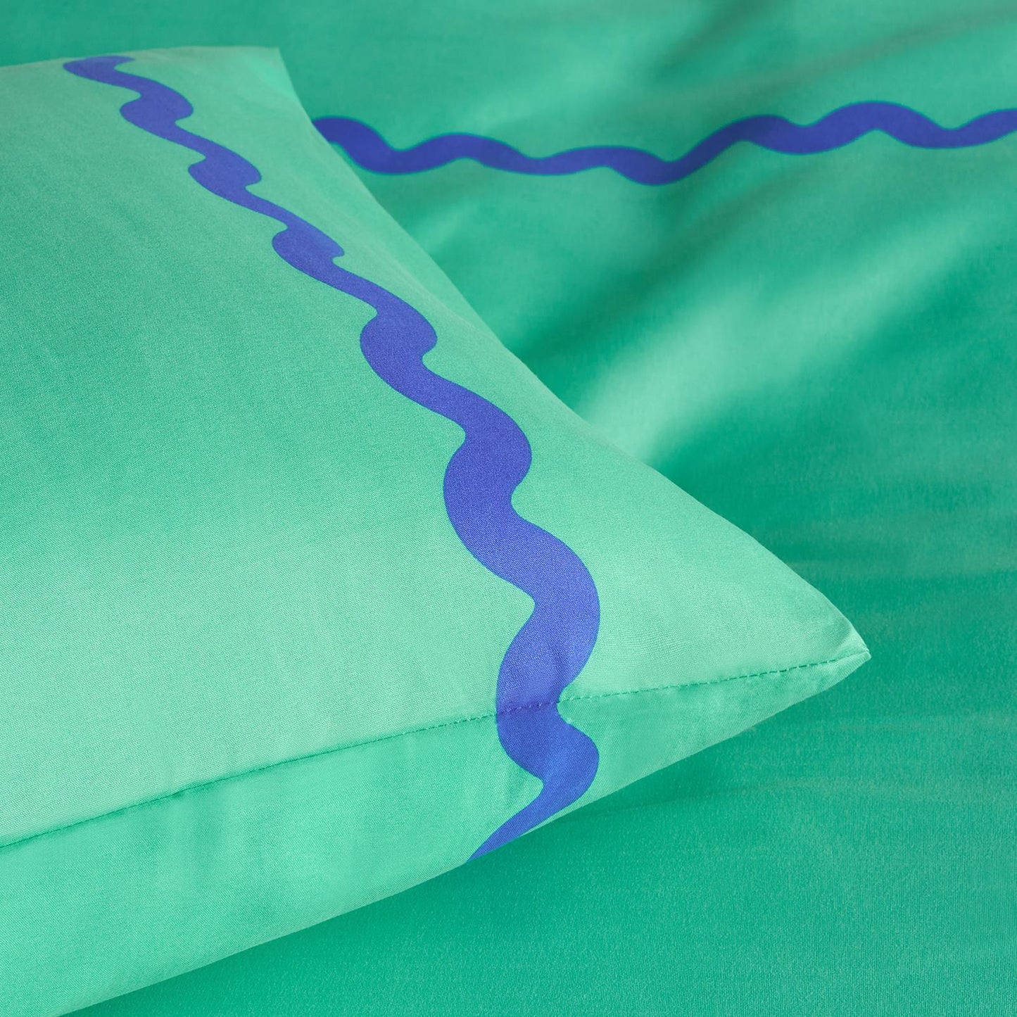 OHS Wave Edge Bedding Set Microfibre Plain Duvet Cover with Pillowcase
