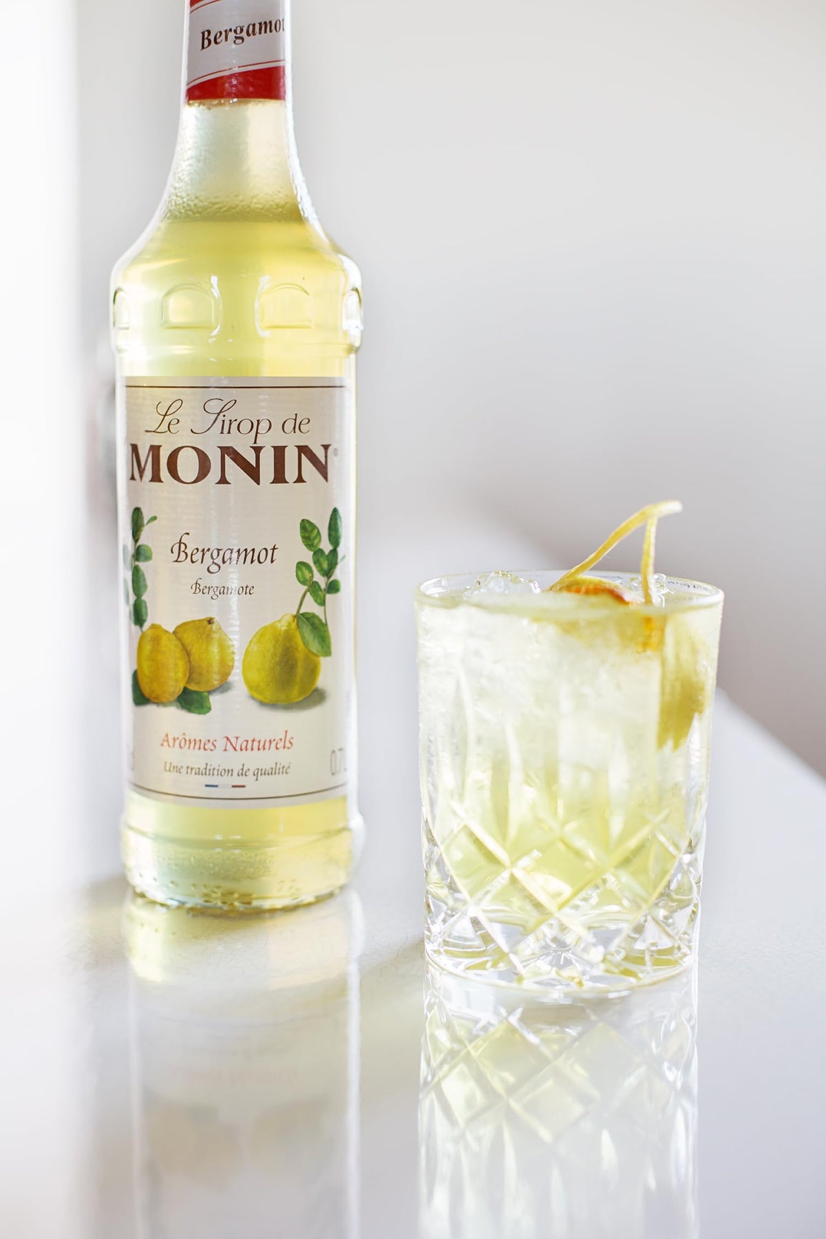 MONIN Premium Pistachio Syrup 700ml, for Coffee and Cocktails, Vegan