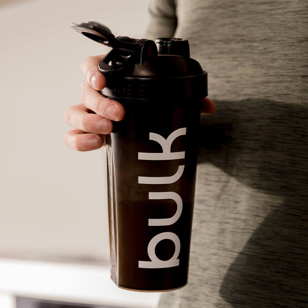 Bulk Iconic Shaker Bottle, Gunmetal Black, 750ml