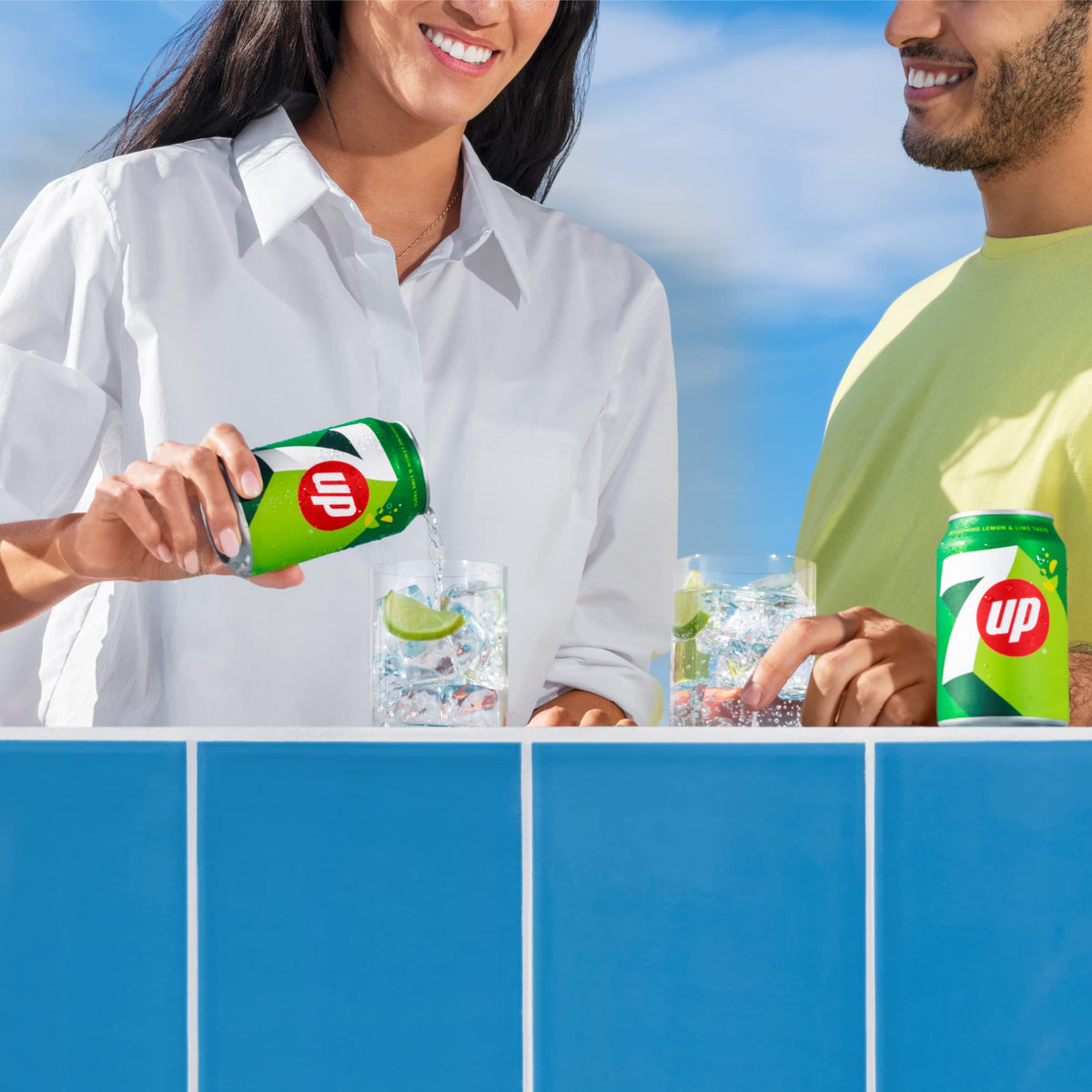 7UP Cherry Can 330 ml (Pack of 24)