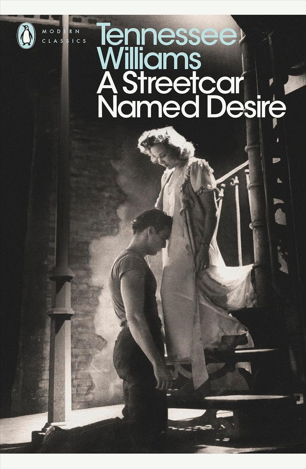A Streetcar Named Desire (Modern Classics (Penguin))(Play edition)