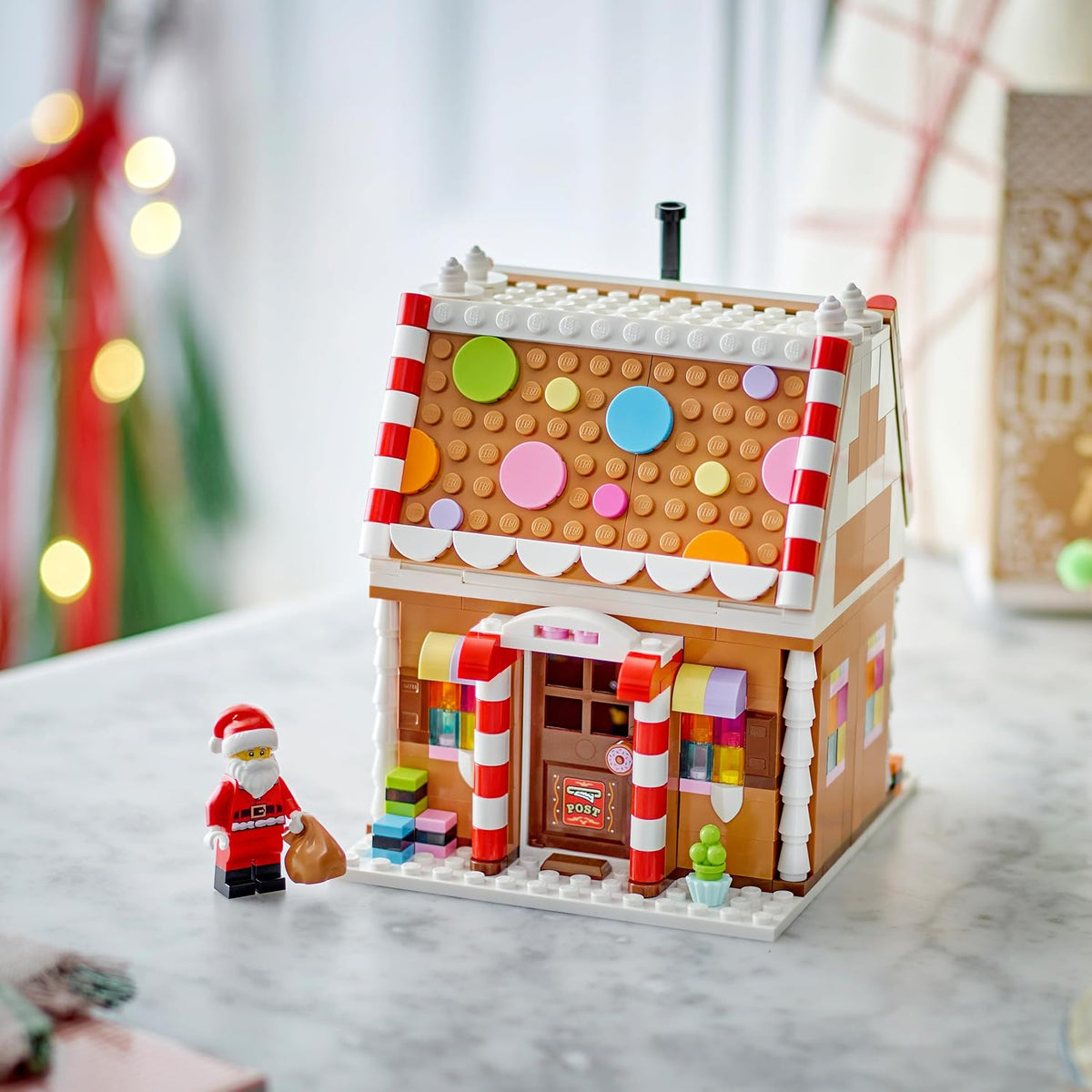 LEGO Festive Gingerbread House 40809