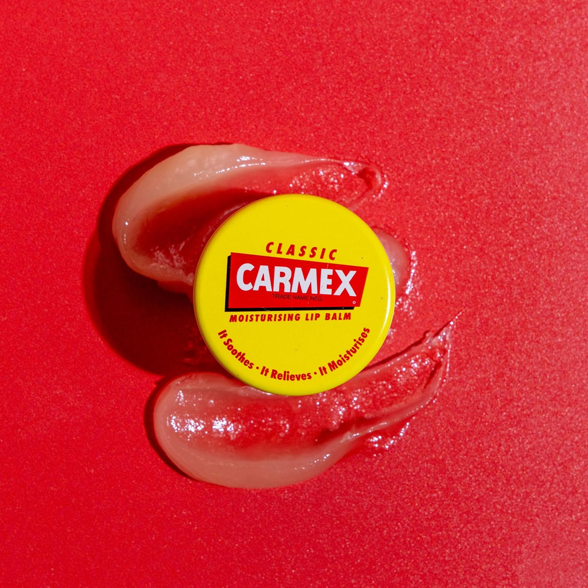 Carmex CLASSIC Moisturising Lip Balm For Dry And Chapped Lips 7.5g