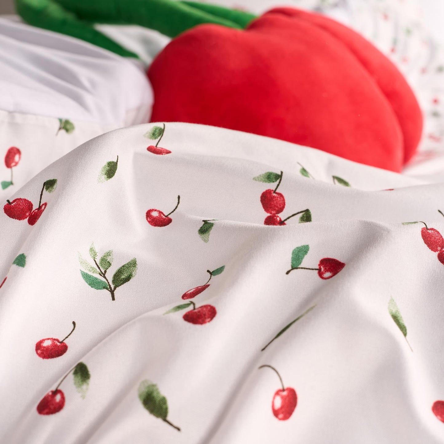 OHS Ditsy Print Bedding Microfibre Duvet Cover Set with Pillowcase Soft