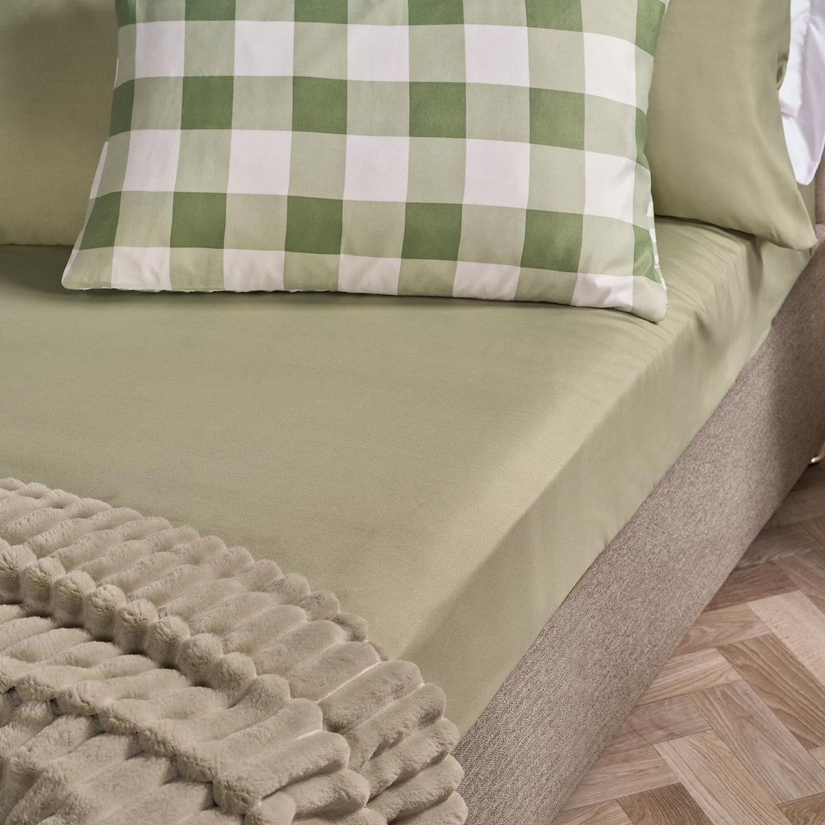 OHS Plain Duvet Cover & Pillowcase Reversible Bedding Set OR Fitted Sheet