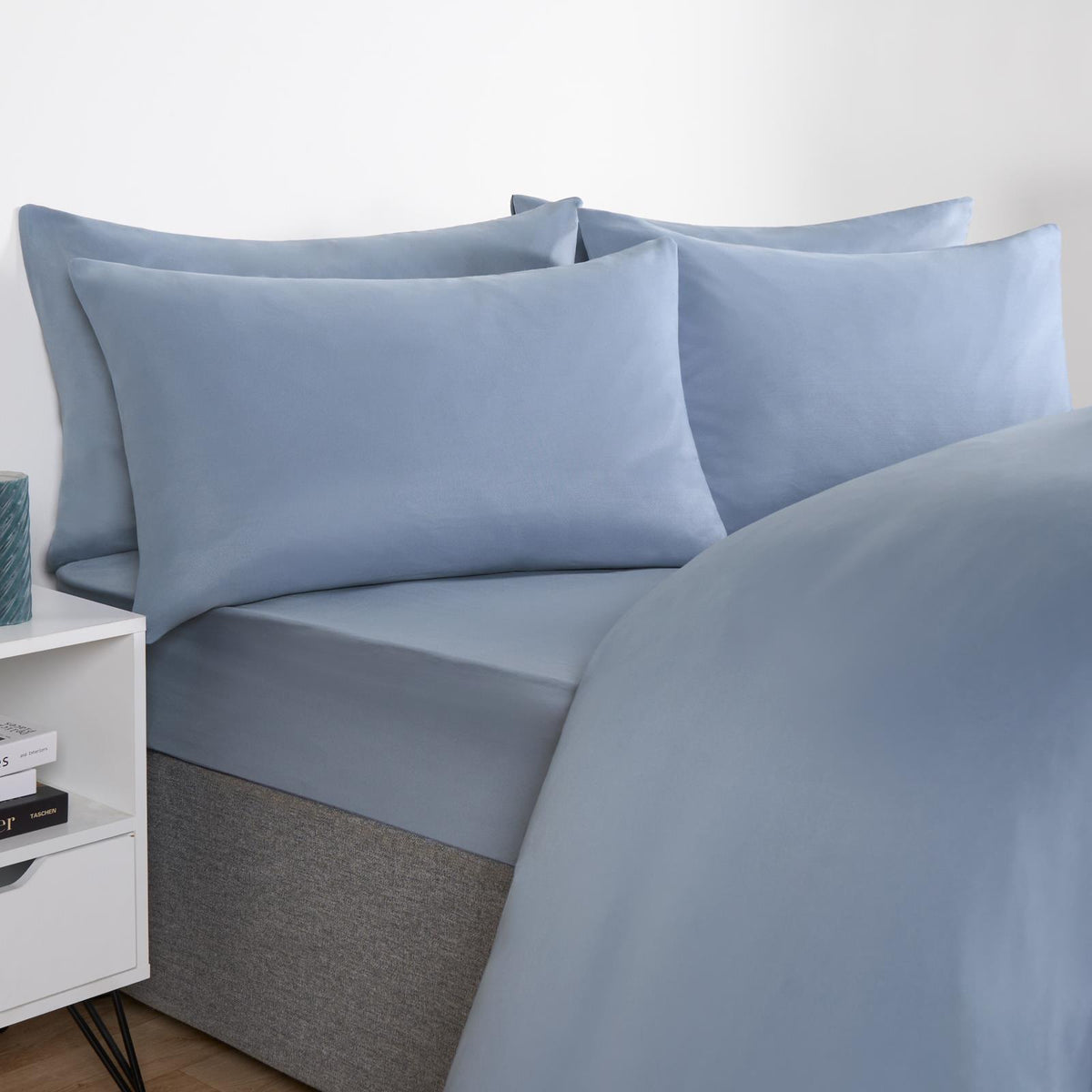 OHS Microfibre Housewife Pillowcases Set 2 Pack Wrinkle Resistant Pillow Covers