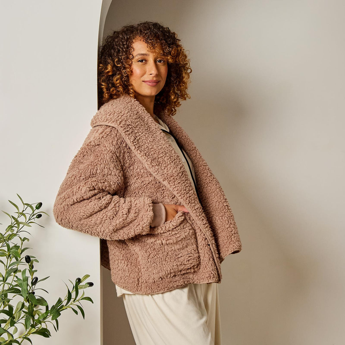 OHS Waterfall Short Cardigan Teddy Fleece Open Front Wrap Loungewear Outwear