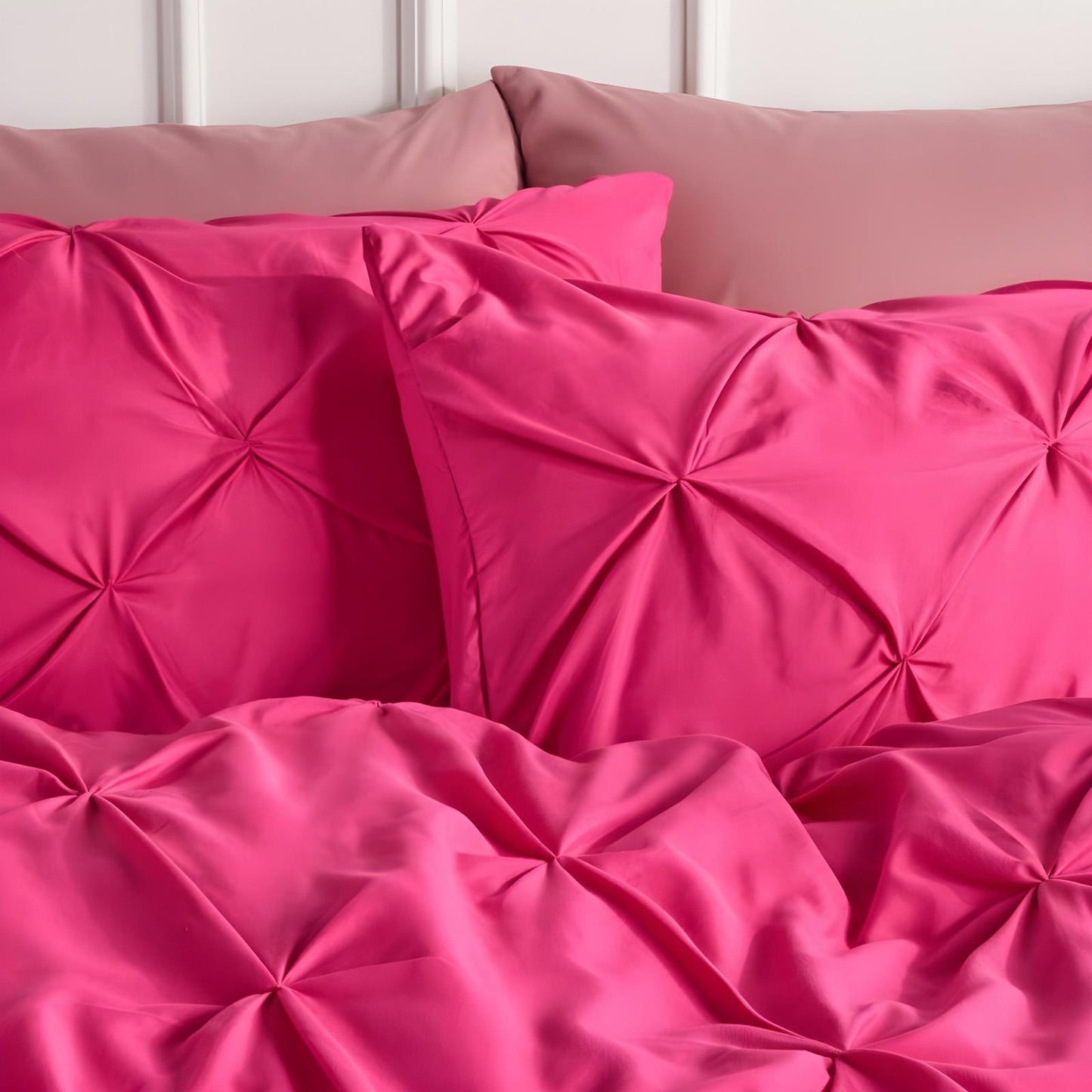 OHS Microfibre Pintuck Bedding Pinch Pleat Duvet Cover Set with Pillowcase