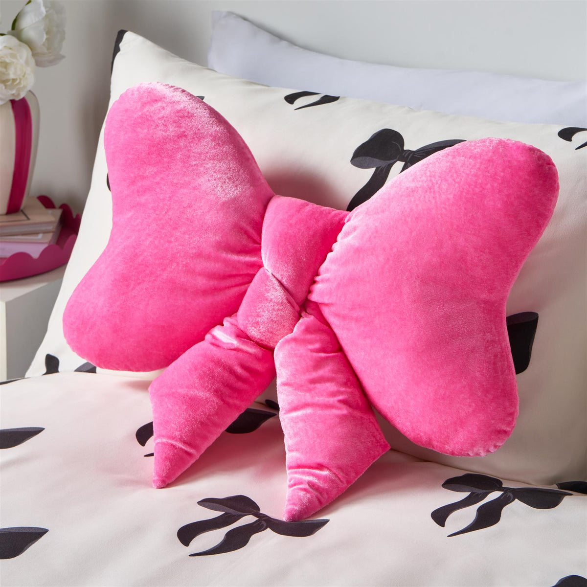 OHS Bow Shaped Cushion Velvet Decorative Filled Scatter Pillow Gift