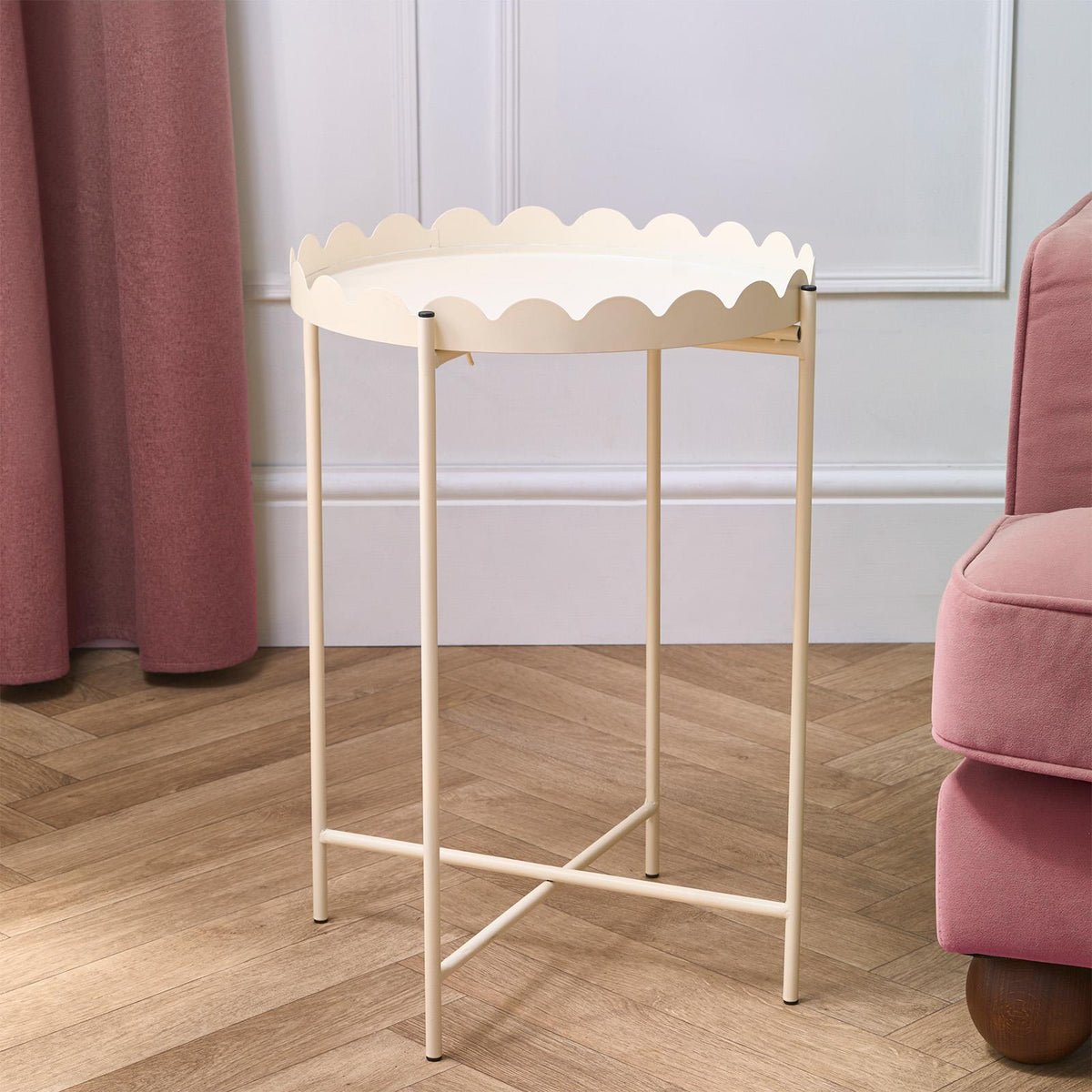 OHS Scallop Edge Side Table Coffee Tables with Metal Frame