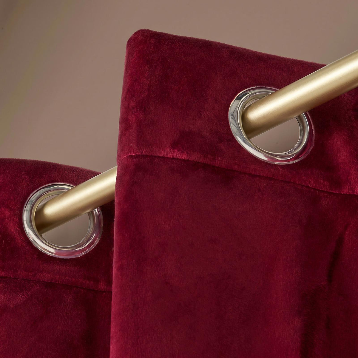 Thermal Matte Velvet Eyelet Curtains 2 Pair Of Ready Made Thick Fabric Ring Top