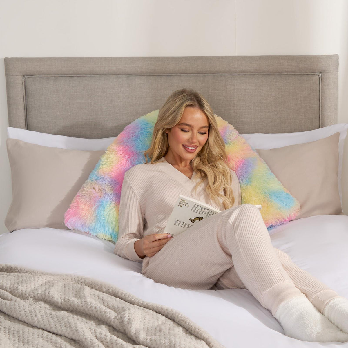 OHS Fluffy V-Shaped Pillow Filled Cushion Body Neck Support Orthopaedic
