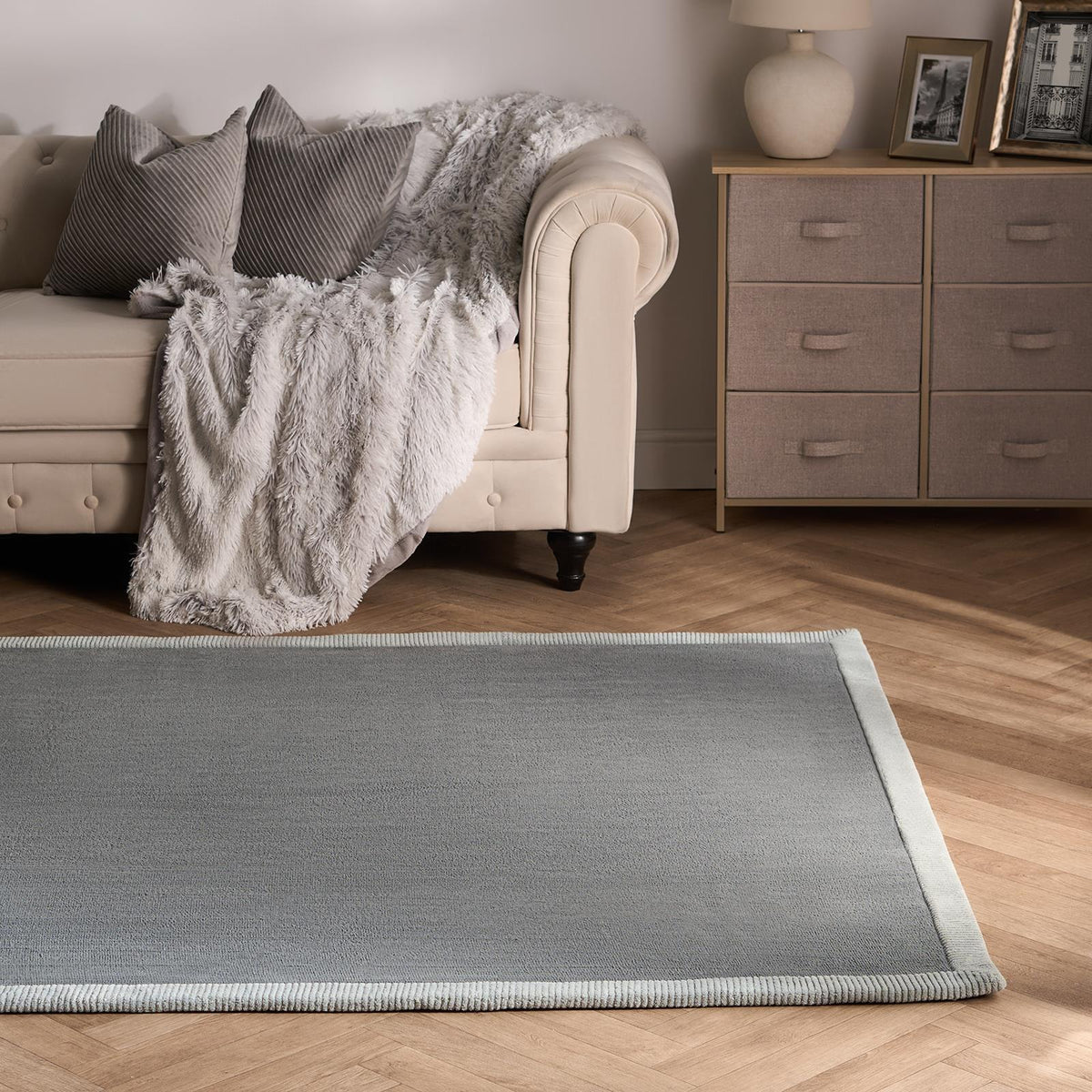 OHS Contrast Border Rug Non Slip Tufted Hallway Runner Floor Carpet