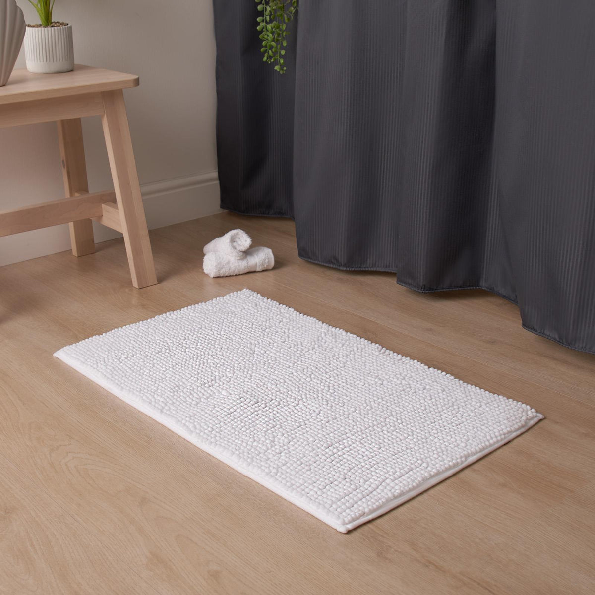 Brentfords Noodle Bath Mat Non Slip Shower Soft Highly Absorbent Chenille Shaggy