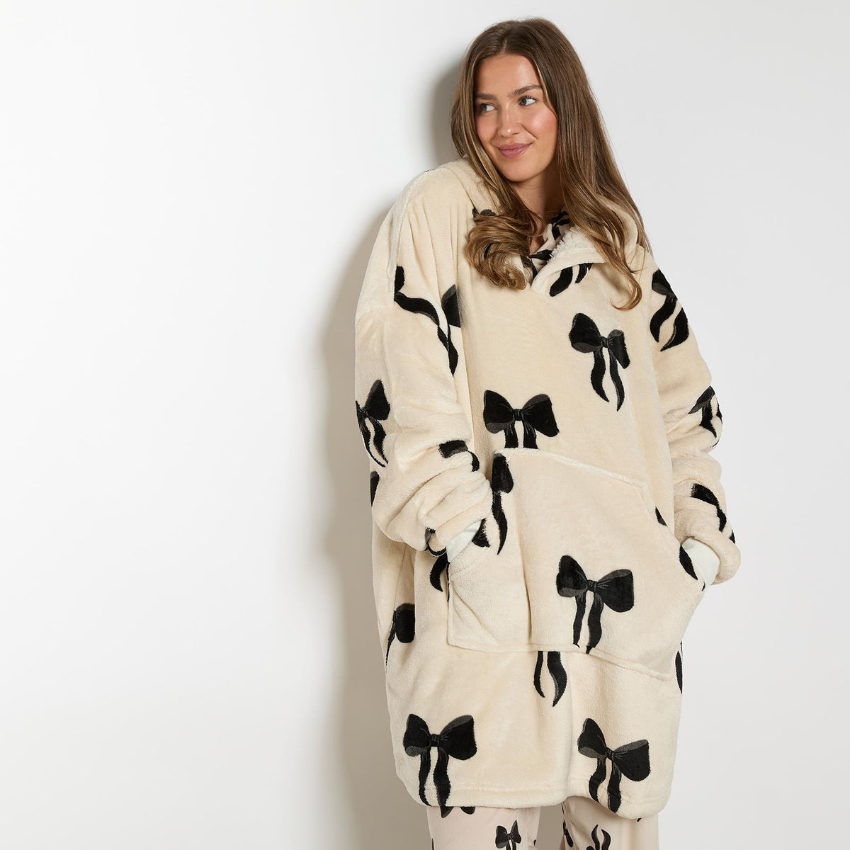 OHS Bows Print Hooded Blanket Adult Kids Sherpa Lined Winter Family Hoodie