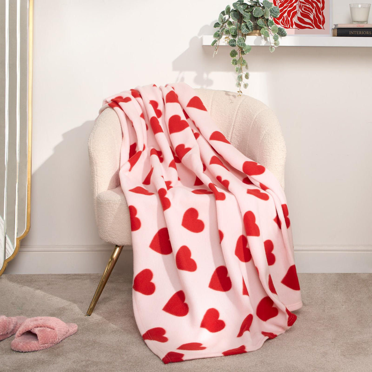 Dreamscene Love Heart Fleece Throw Over Soft Warm Bed Sofa Pink Chair Blanket