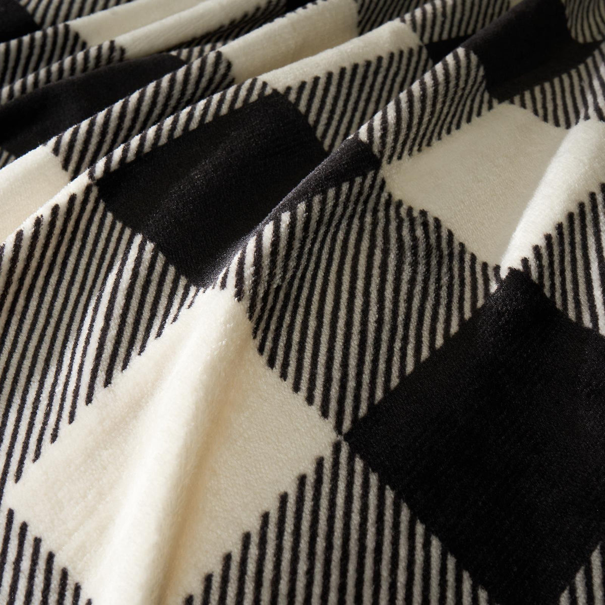 OHS Gingham Throw Super Soft Fleece Travel Blanket Thermal Bedspread Home Decor