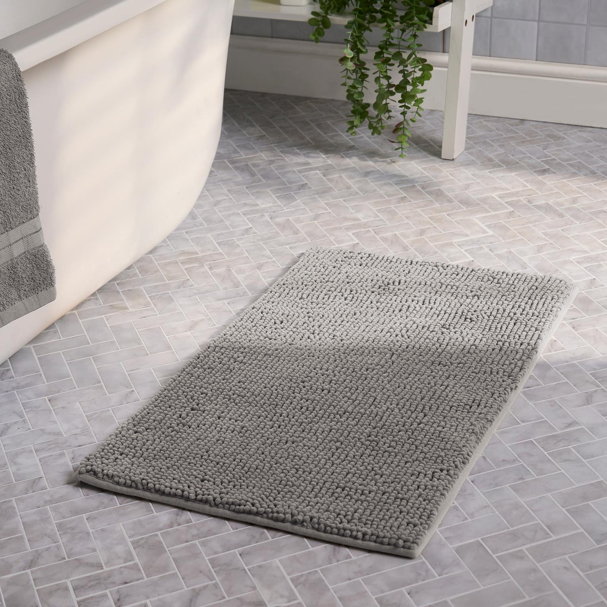 Brentfords Noodle Bath Mat Non Slip Shower Soft Highly Absorbent Chenille Shaggy