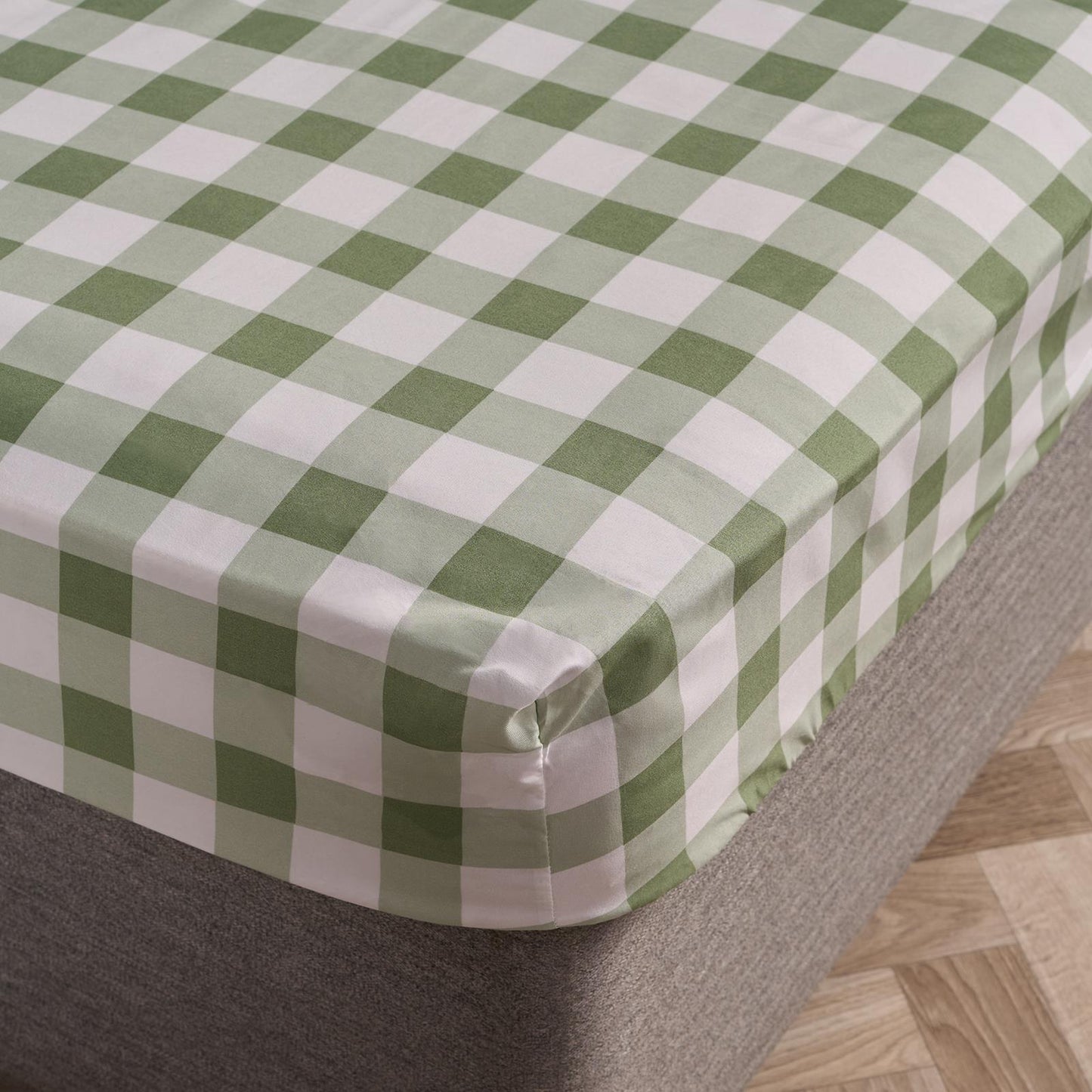 OHS Microfibre Deep Fitted Sheet Gingham 25cm Hotel Quality Easy Care