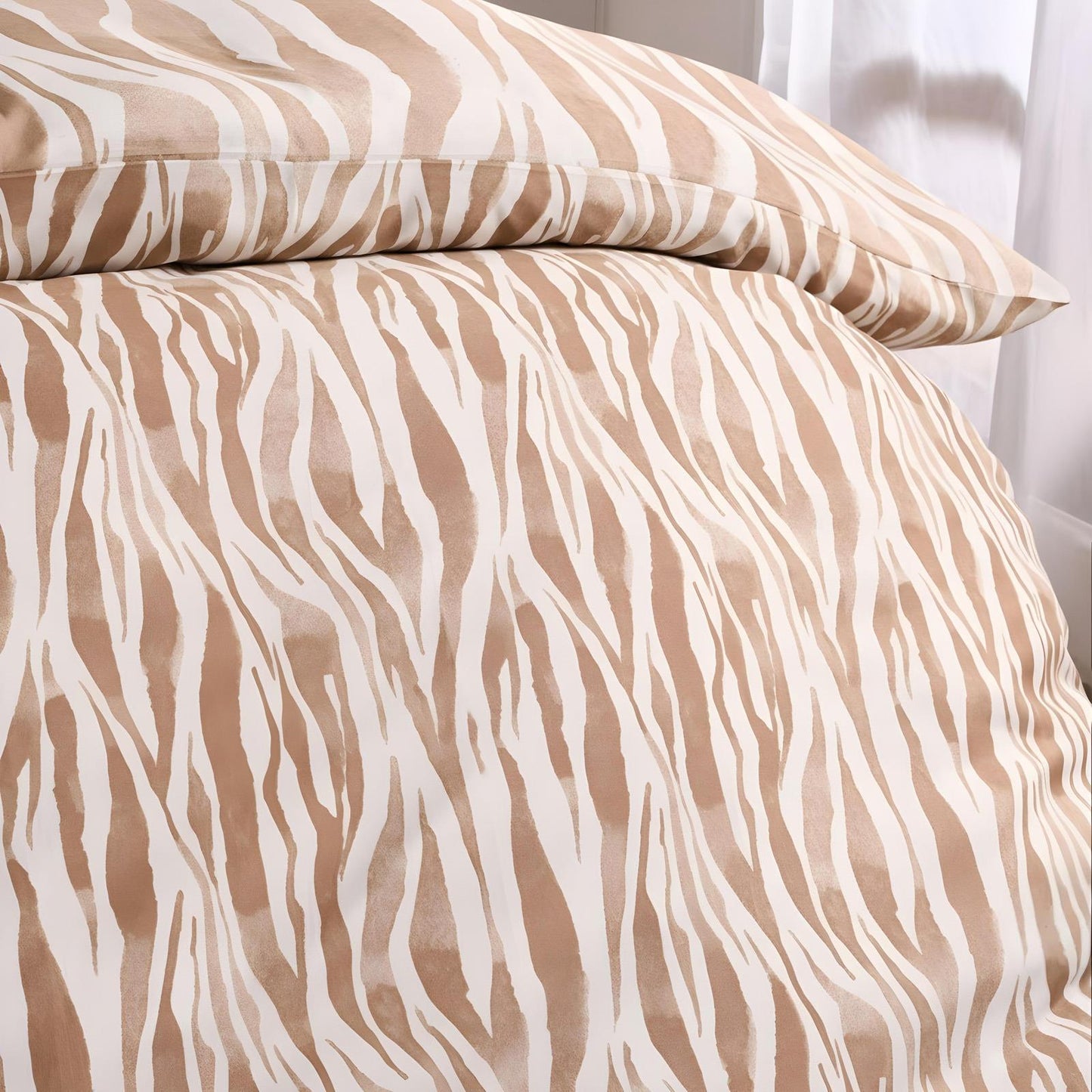 OHS Watercolour Bedding Set Zebra Print Microfibre Duvet Cover with Pillowcase