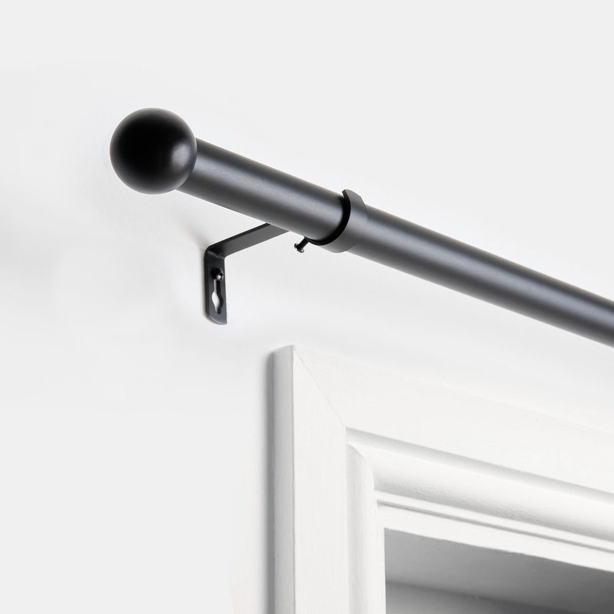 OHS 120-200cm Curtain Pole Extendable Metal 28mm Ball Trumpet Twist Finnials
