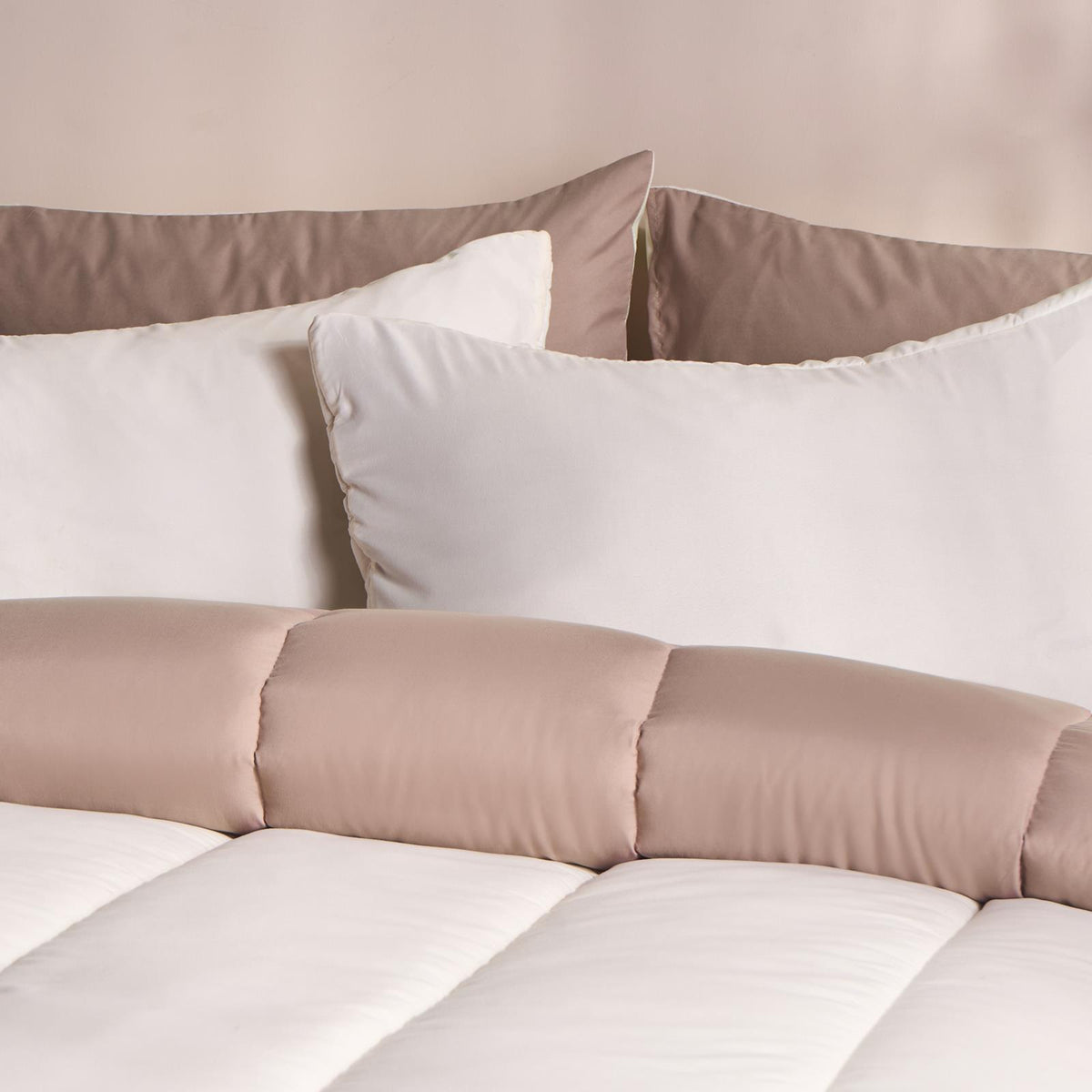OHS Coverless Duvet & Pillowcase 10.5 Tog Bedding Set Easy Care Reversible