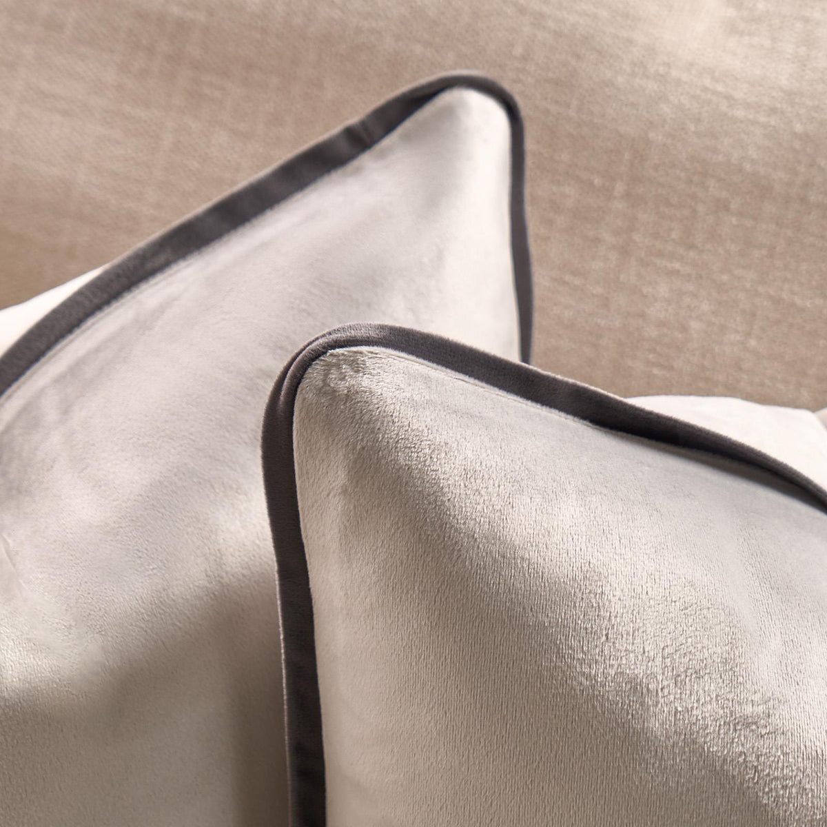 OHS Piped Edge Cushion Covers Matte Velvet Soft Luxury 2/4 Square Pillowcases