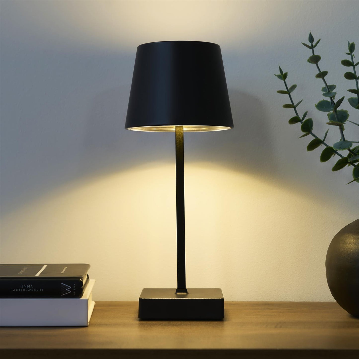 OHS Bedside Cordless Lamp LED Battery Operated Table Desk Night Light