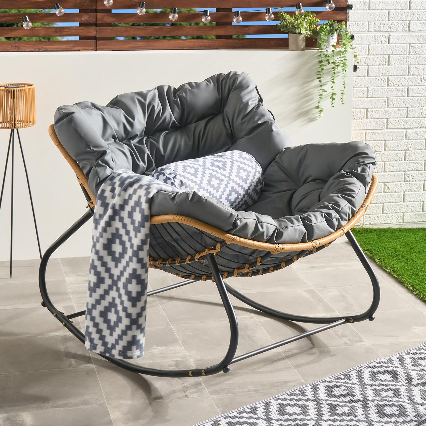 OHS Bali Rocking Chair Garden Outdoor Metal Frame Chairs with Cushion