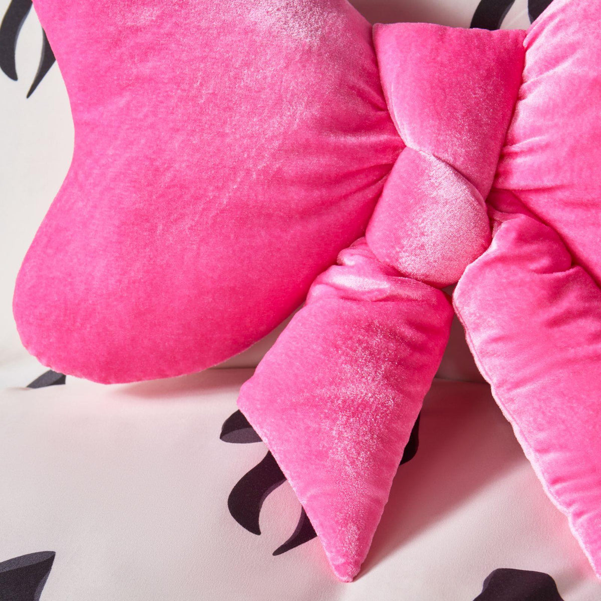OHS Bow Shaped Cushion Velvet Decorative Filled Scatter Pillow Gift