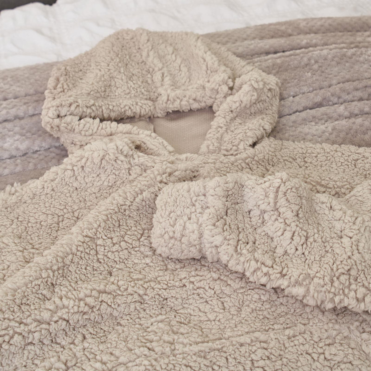 Brentfords Extra Long Blanket Hoodie Oversized Teddy Fleece Sweatshirt Adult NEW