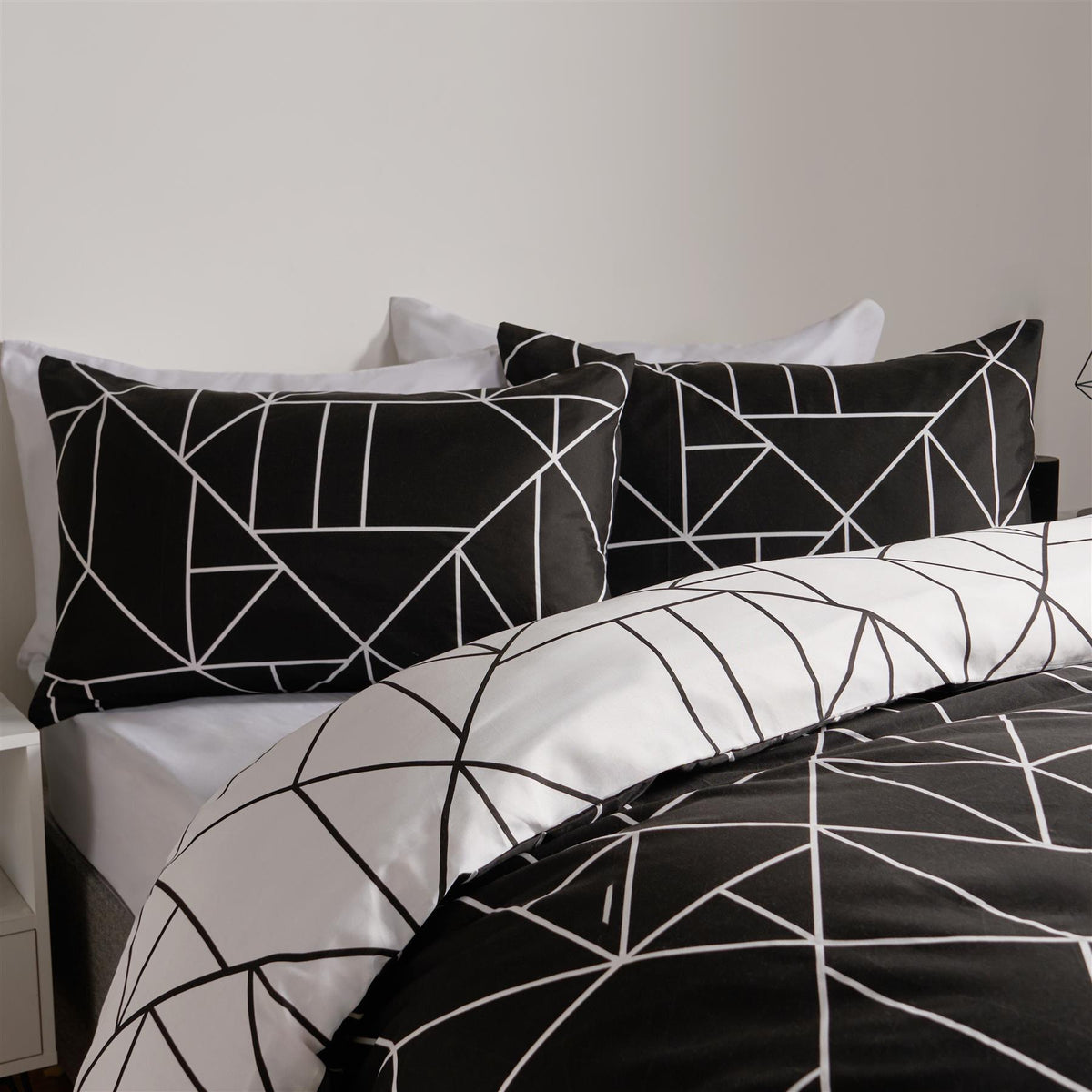 OHS Geometric Reversible Bedding Set Soft Quilt Duvet Cover with Pillowcase