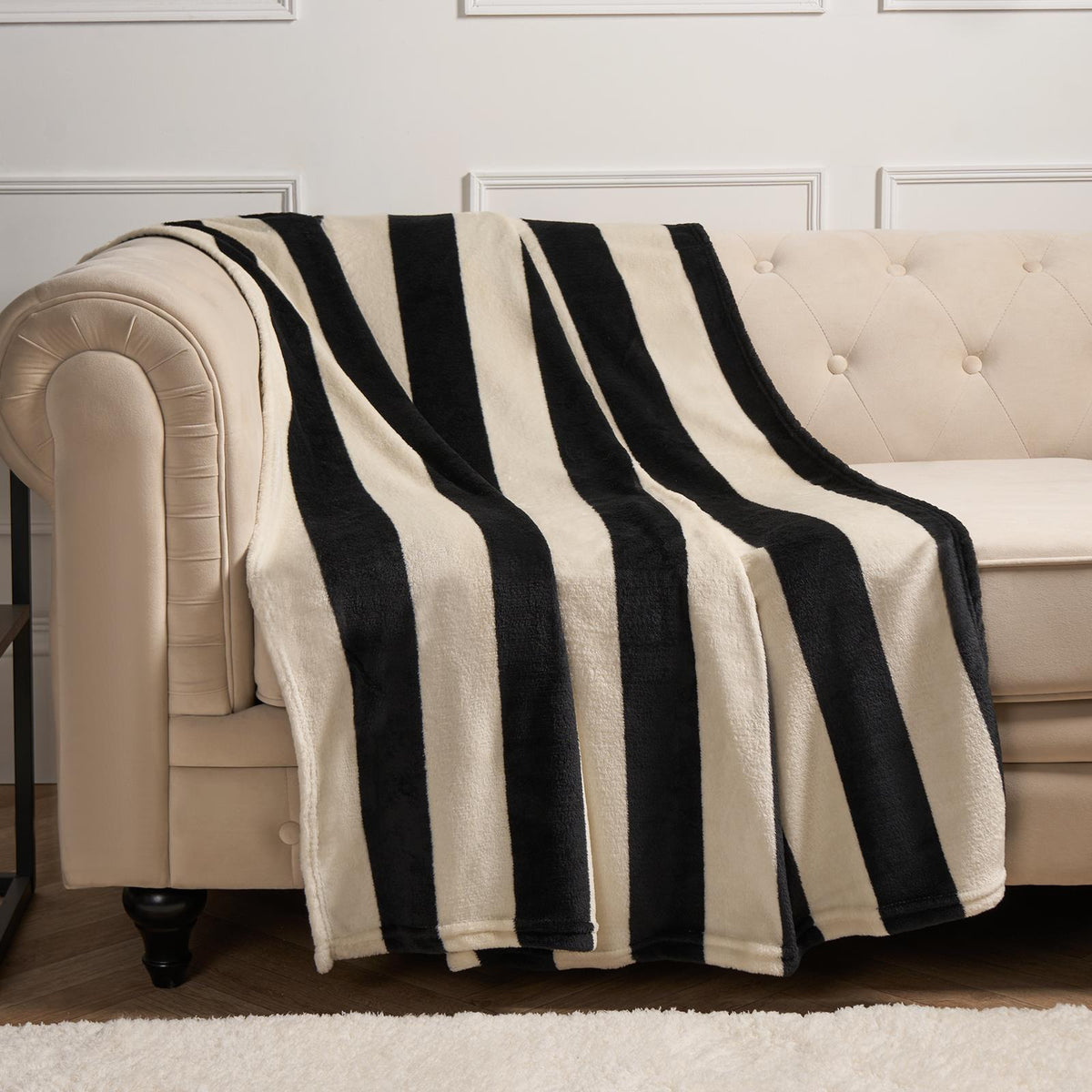Stripe Fleece Throw Over Bedspread Ultra Soft Warm Sofa Bed Blanket Travel Plush