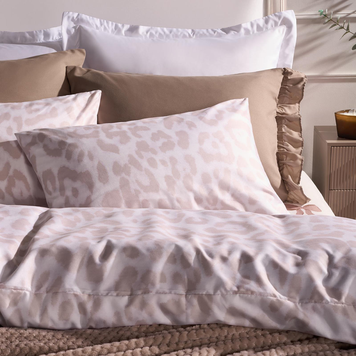 OHS Frill Edge Bedding Set Microfibre Decor Duvet Cover with Pillowcase