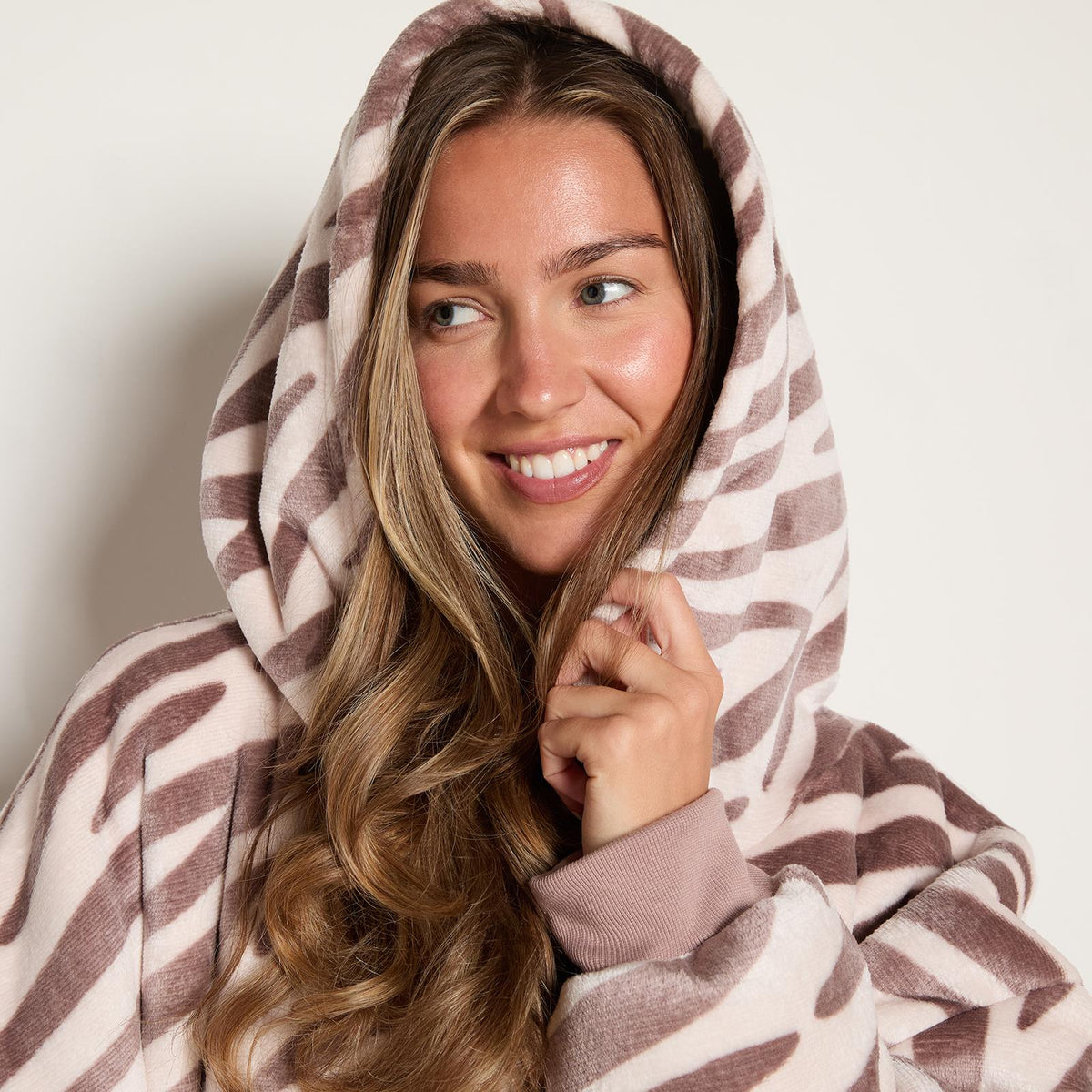 OHS Animal Prints Hoodie Blanket Sherpa Lined Fleece Wearable Throw