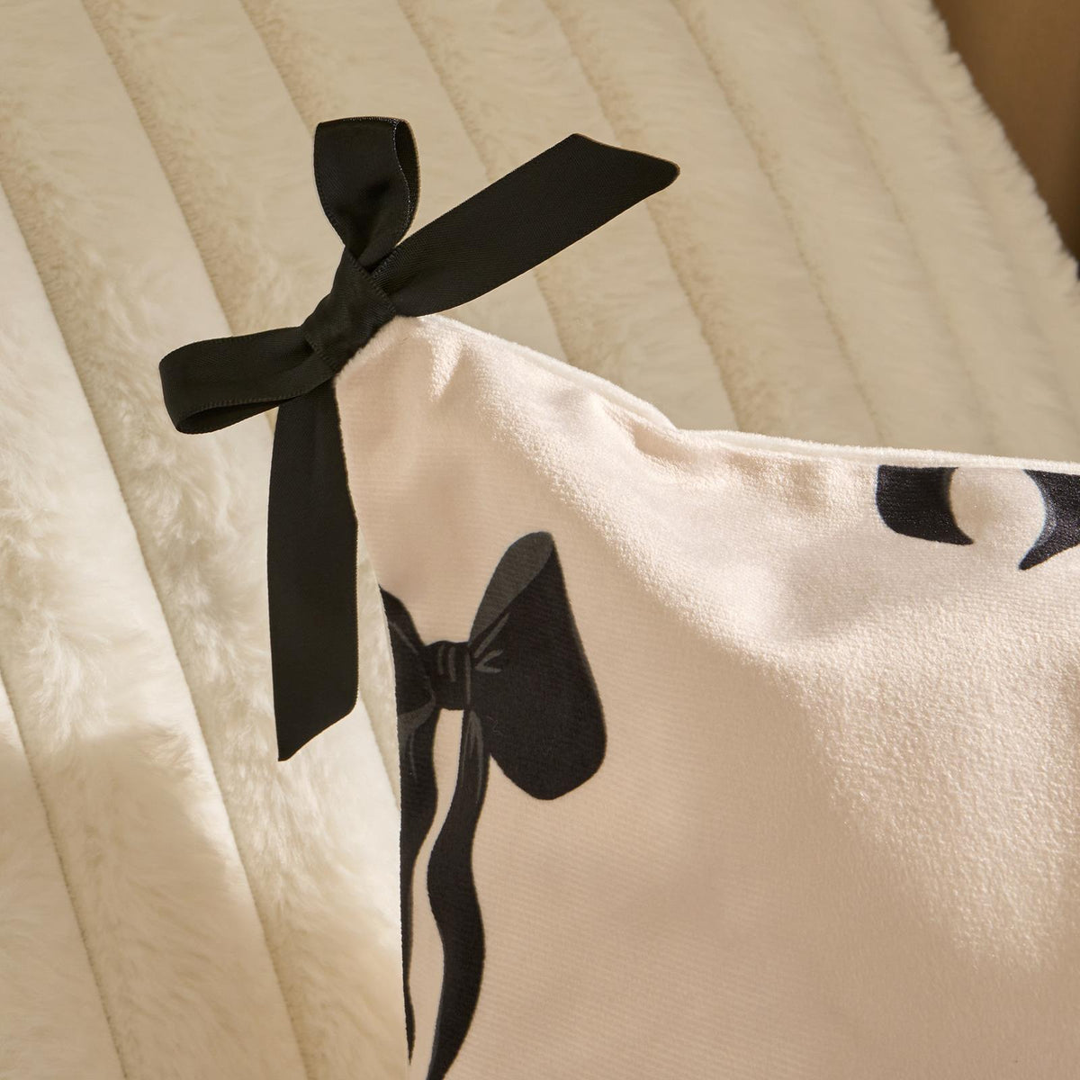 OHS Bows Cushion Covers Matte Velvet Living Room Square Pillowcases Home Decor