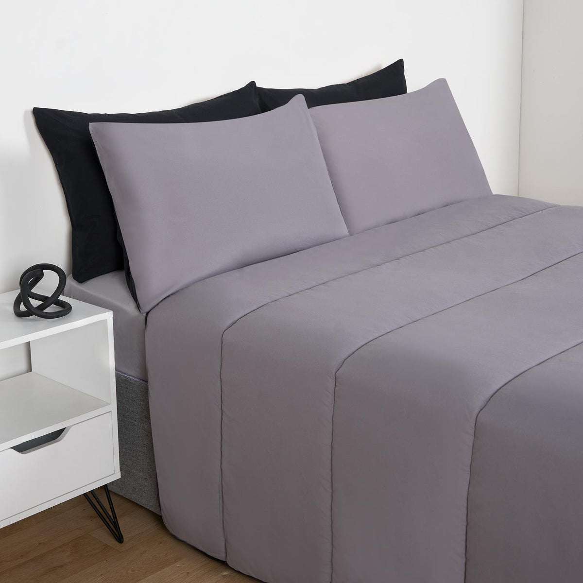 OHS Coverless Duvet & Pillowcase 10.5 Tog Bedding Set Easy Care Reversible