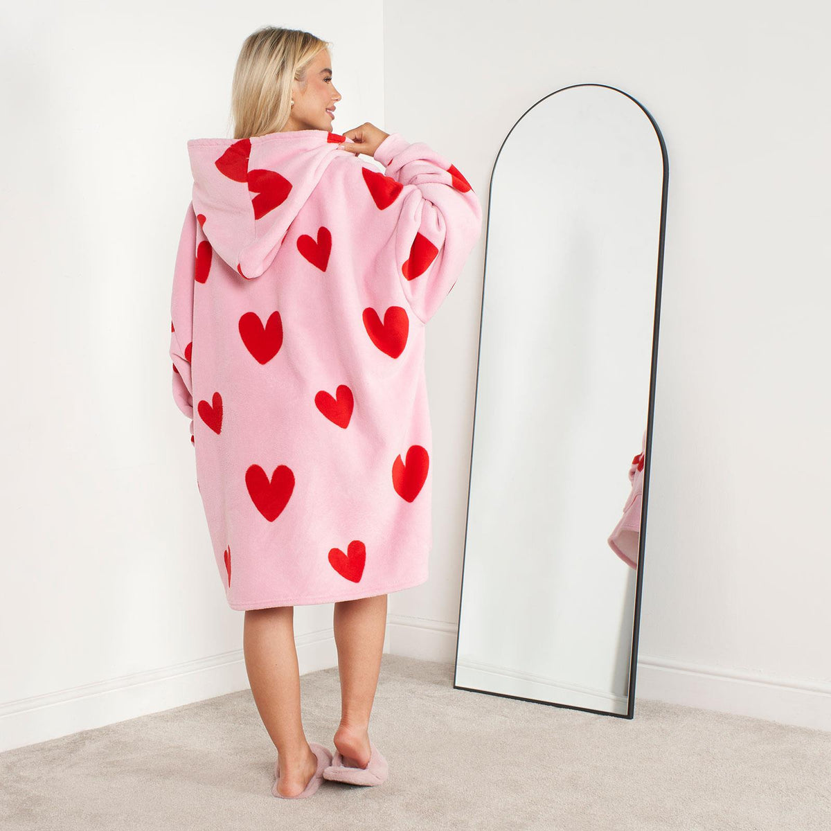 OHS Heart Print Hoodie Blanket Oversized Adult Fleece Sherpa Throw Jumper