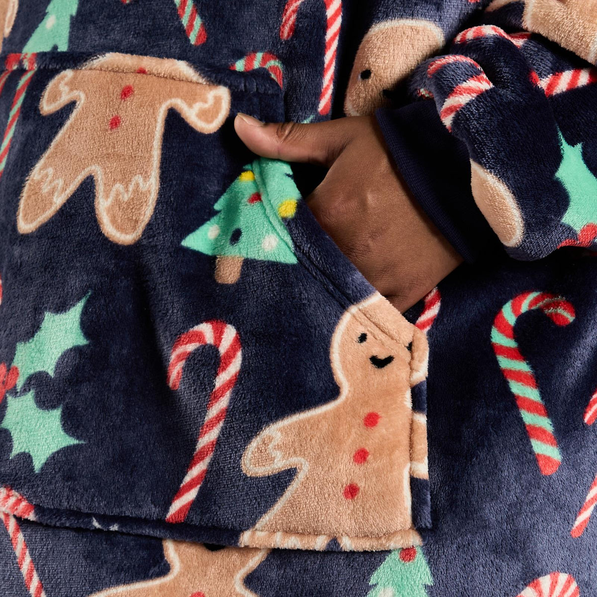 OHS Print Hooded Blanket Adult Xmas Winter Sherpa Lined Throw Oversized Hoodie