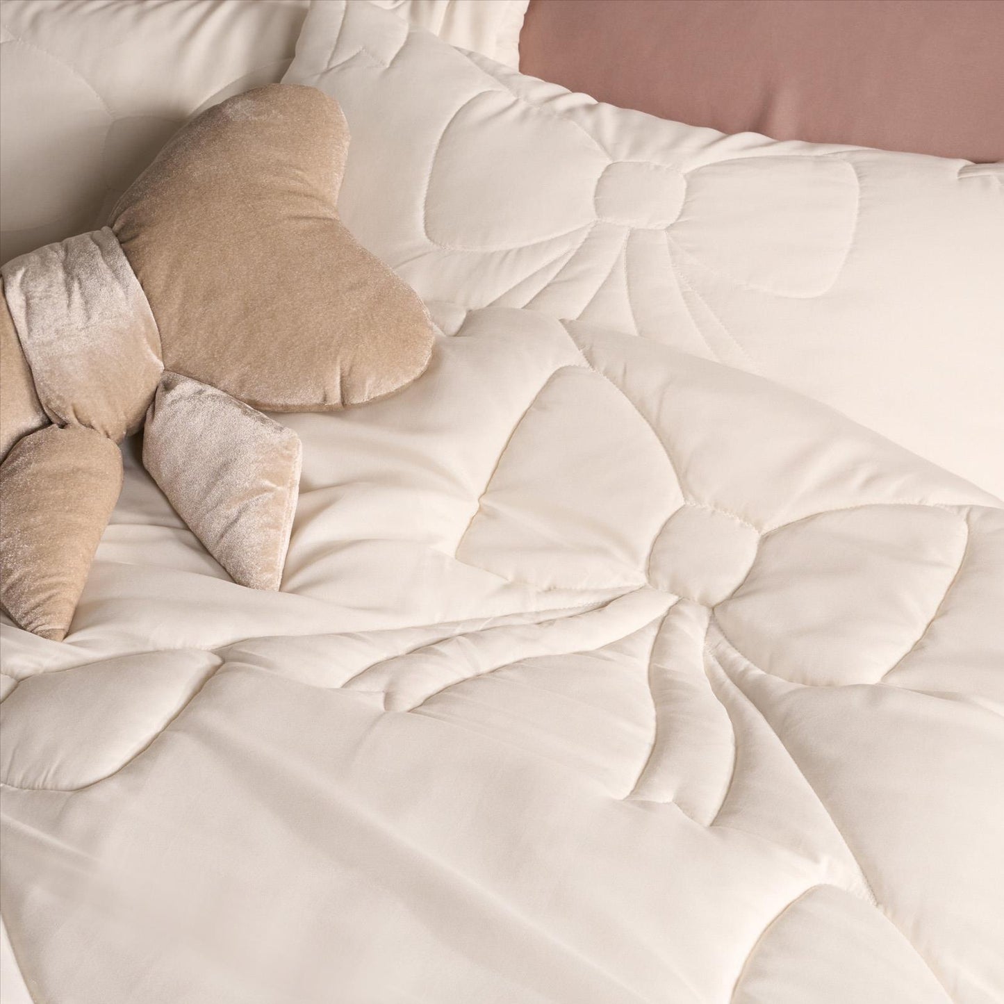 OHS Bow Lattice Coverless 7.5 TOG Duvet Bedding Set with Pillowcase