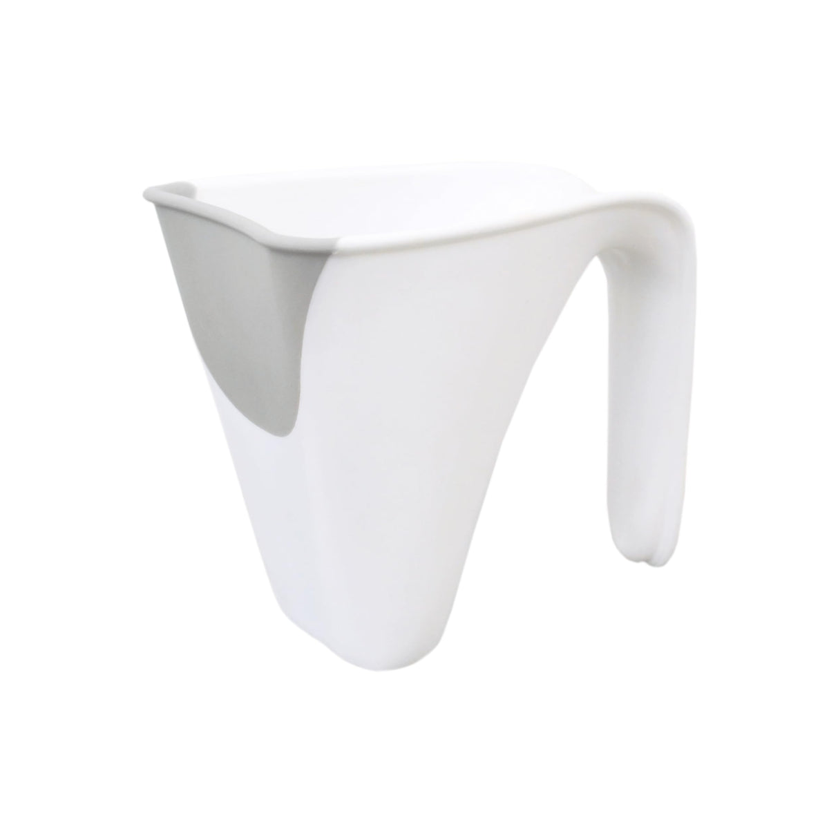 Shnuggle Baby Bath Rinse Cup, Soft Rim Shampoo Rinser and Hair Wash Jug, No Tears Design for Newborn and Toddler Bath Time, Easy Grip Handle, Gentle Washing Accessory, Suitable from Birth. Taupe.