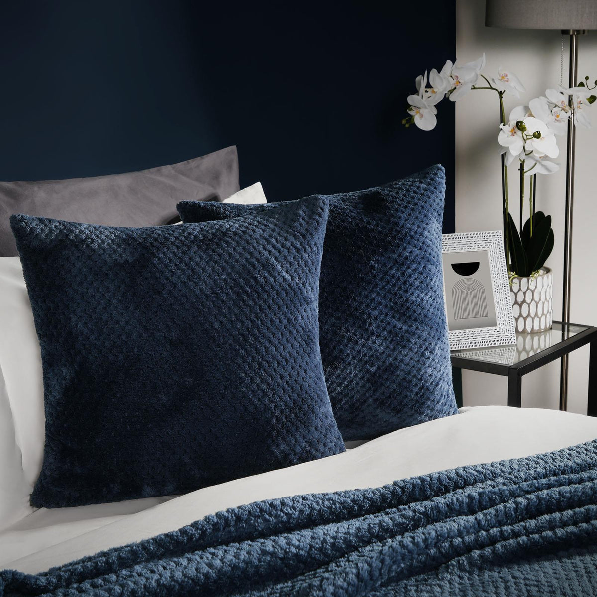 OHS Waffle Fleece Cushion Covers 2/4 Pack Soft Filler Decor