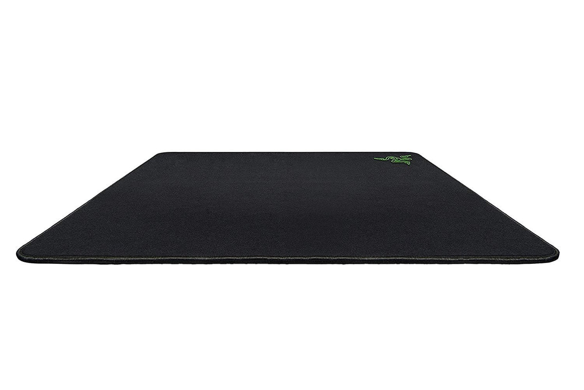 Razer Gigantus V2 Large - Soft Large Gaming Mouse Mat for Speed and Control (Non-Slip Rubber, Textured Micro-Weave Cloth, 45 x 40 x 0.3cm) Black