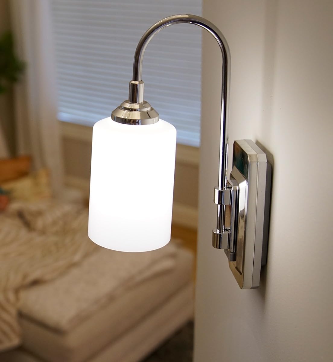 JML Smart Sconce Battery Operated Wall Light with Remote Control