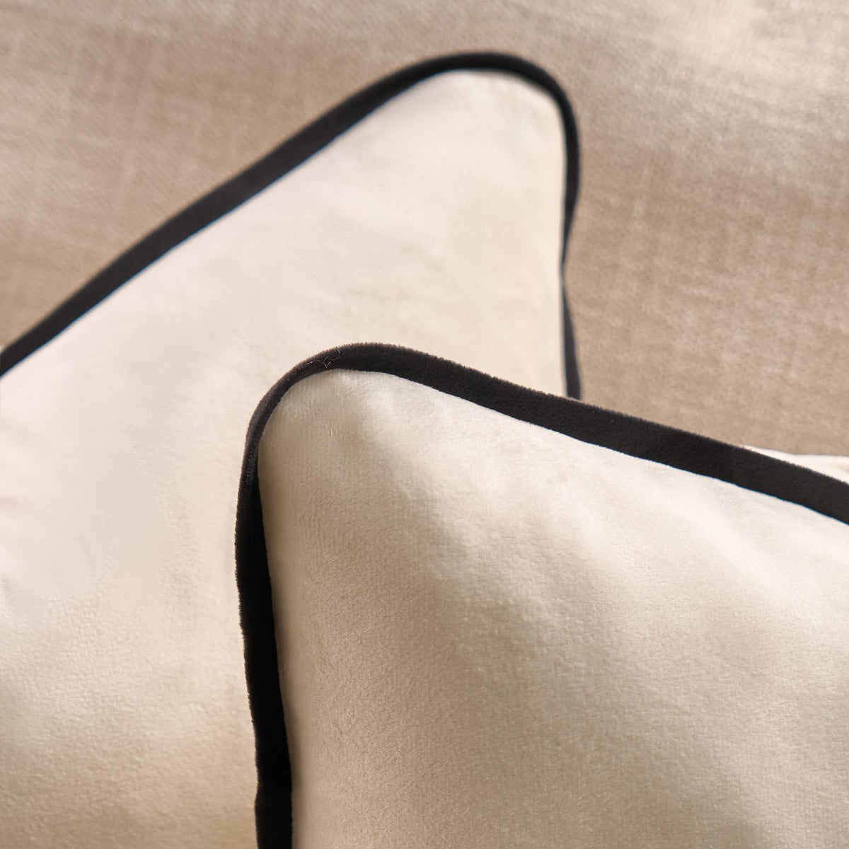 OHS Piped Edge Cushion Covers Matte Velvet Soft Luxury 2/4 Square Pillowcases