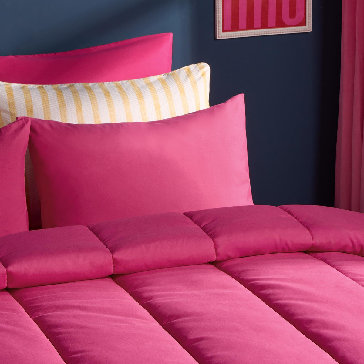 OHS Coverless Duvet & Pillowcase 10.5 Tog Bedding Set Easy Care Reversible