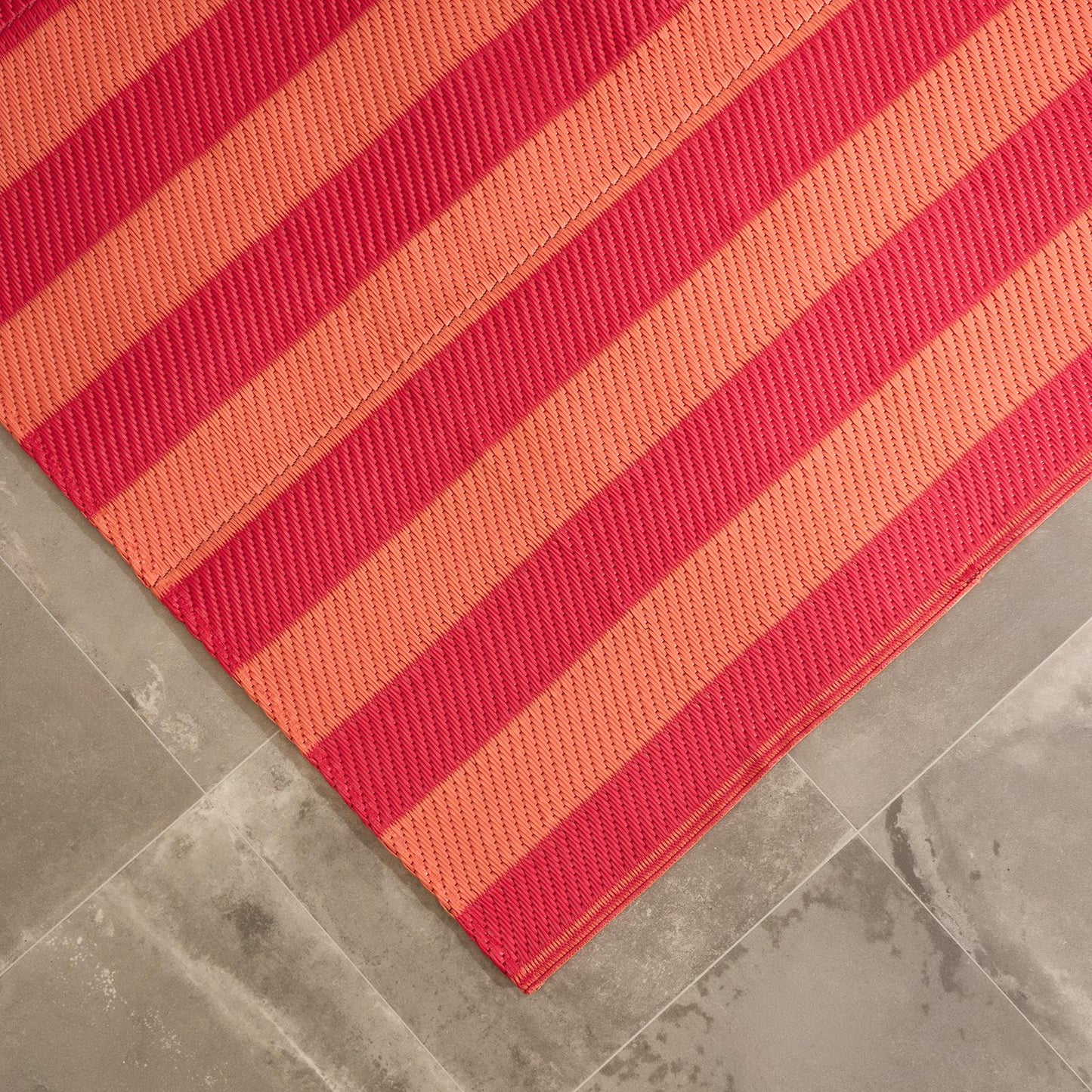 OHS Stripes Garden Rug Outdoor Waterproof Area Mat Patio Decor