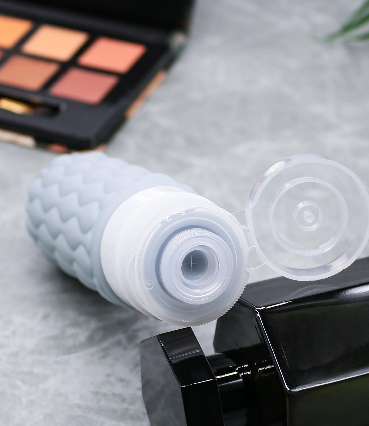 100ml Silicone Travel Bottles for Toiletries for Shampoo and Conditioner